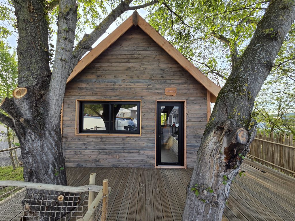 L'extérieur de la cabane perchée du César Palace