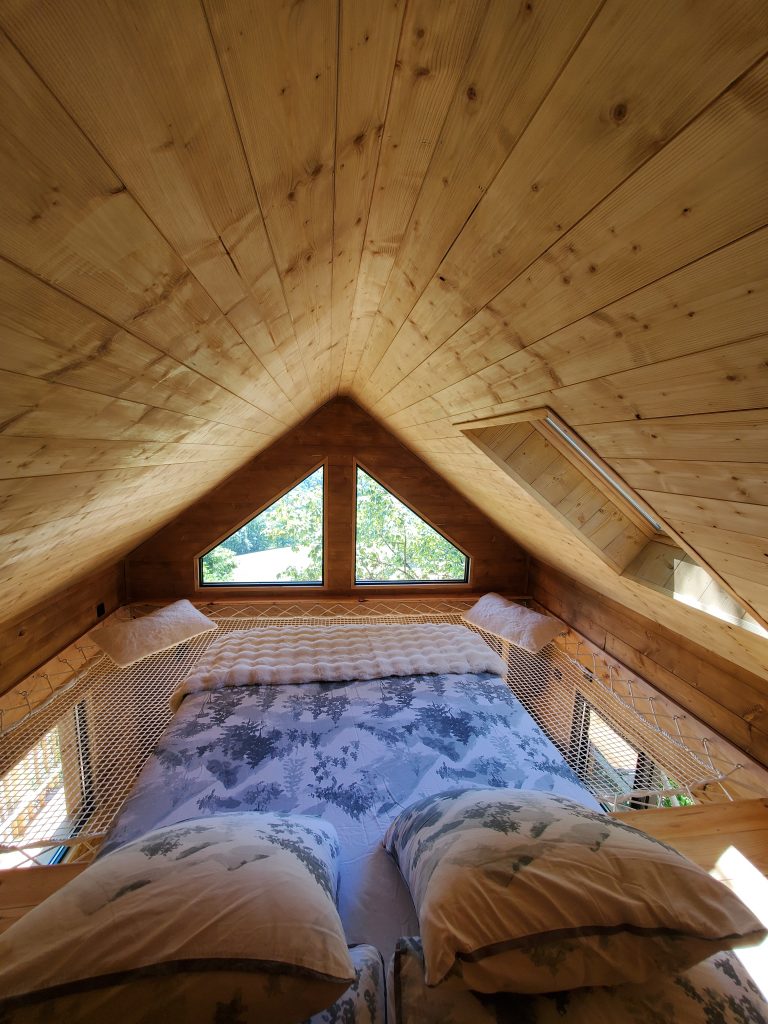 Une cabane sur le Plateau-des-Petites-Roches